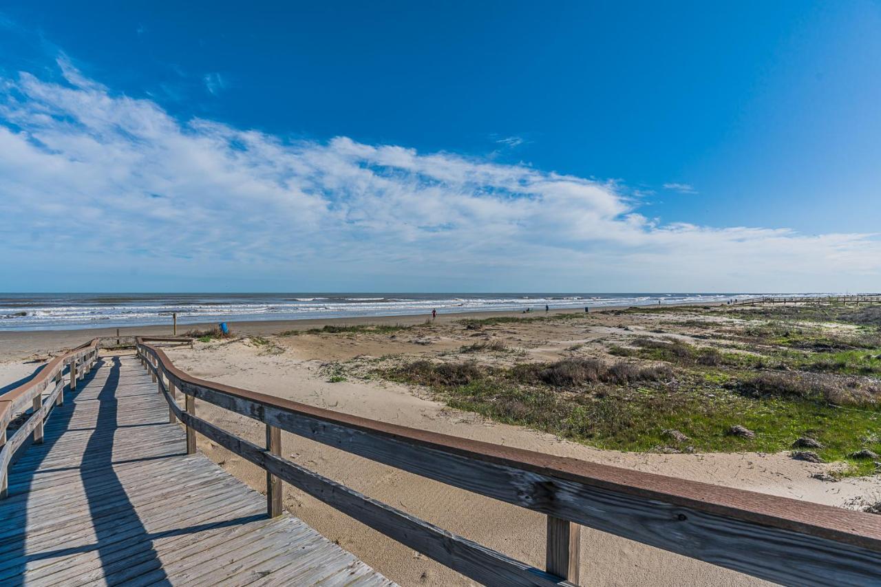 Sunny Daze Walk To Beach 2 Decks Pet Friendly Has A Mini Bar Galveston Buitenkant foto
