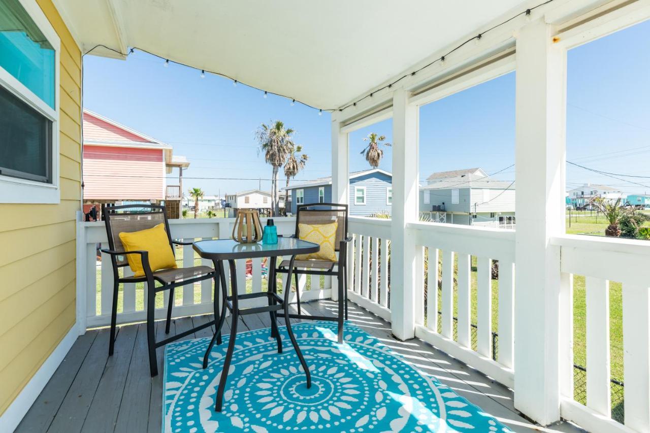 Sunny Daze Walk To Beach 2 Decks Pet Friendly Has A Mini Bar Galveston Buitenkant foto